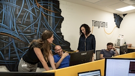 ורד גרוס איתי מוסרי ואלונה אלוש, צילום: סאם יעקובסון